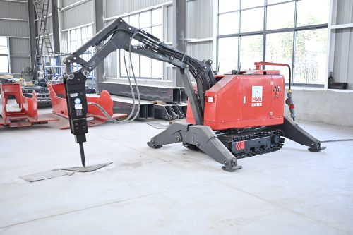 PC300 Multi-functional Demolition Robot: Technical Specifications & Industrial Applications Featured Image